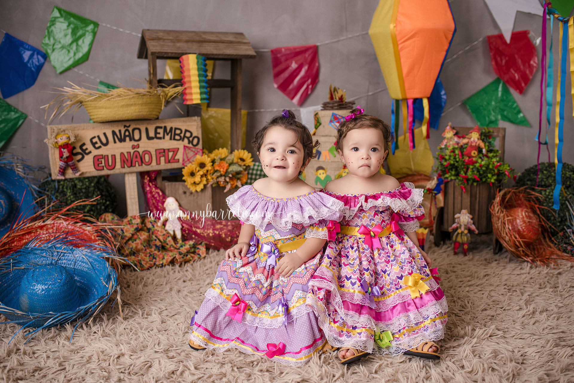 Foto Alice e Clara | 10 Meses - Imagem 2