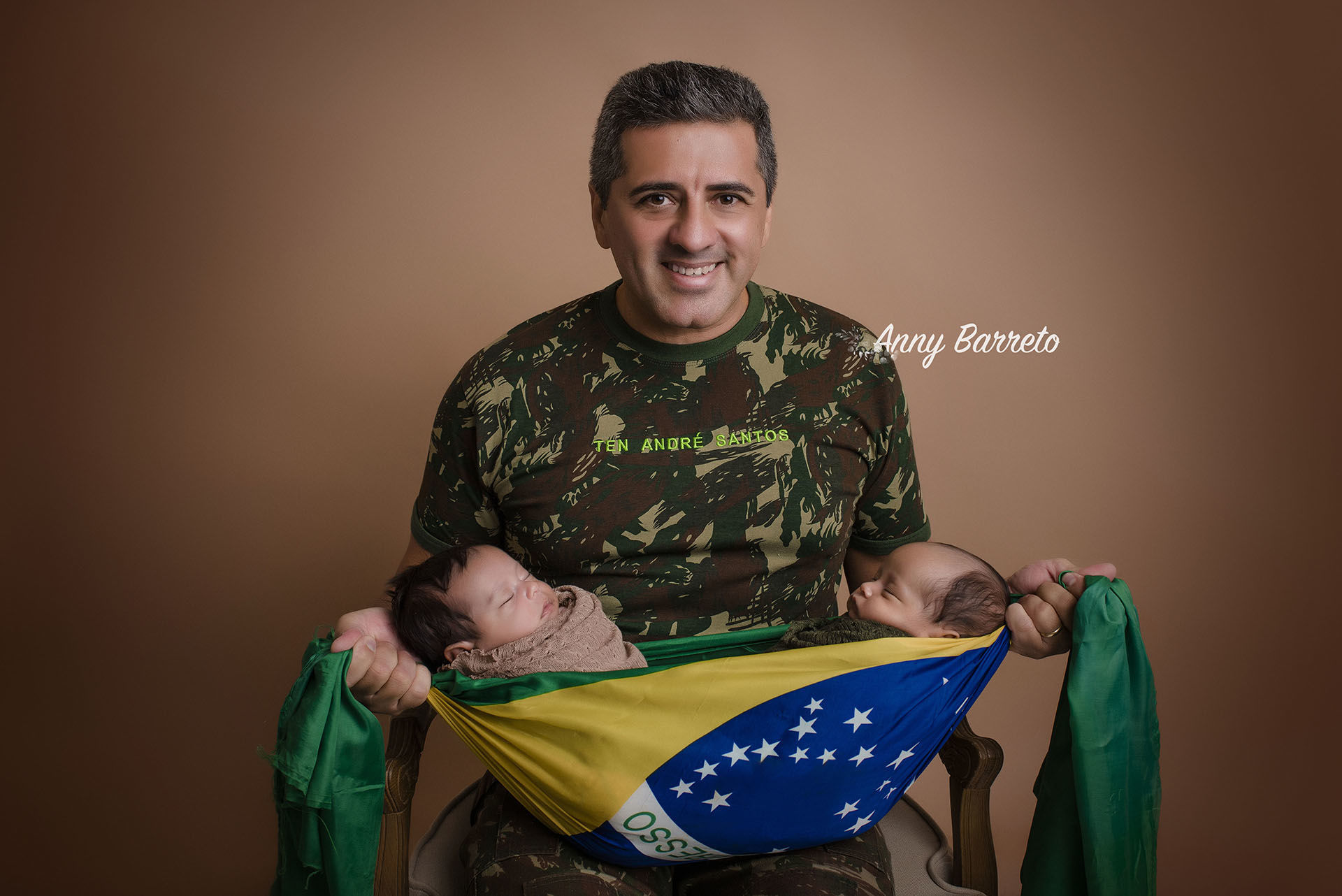 Foto Vitor e Rafael | Newborn - Imagem 22